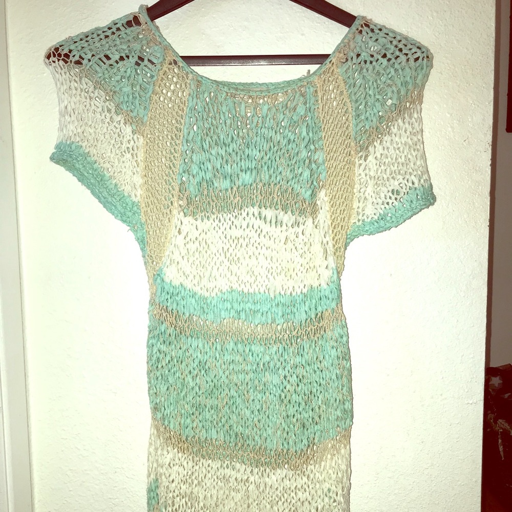 Long shirt, by Hinge